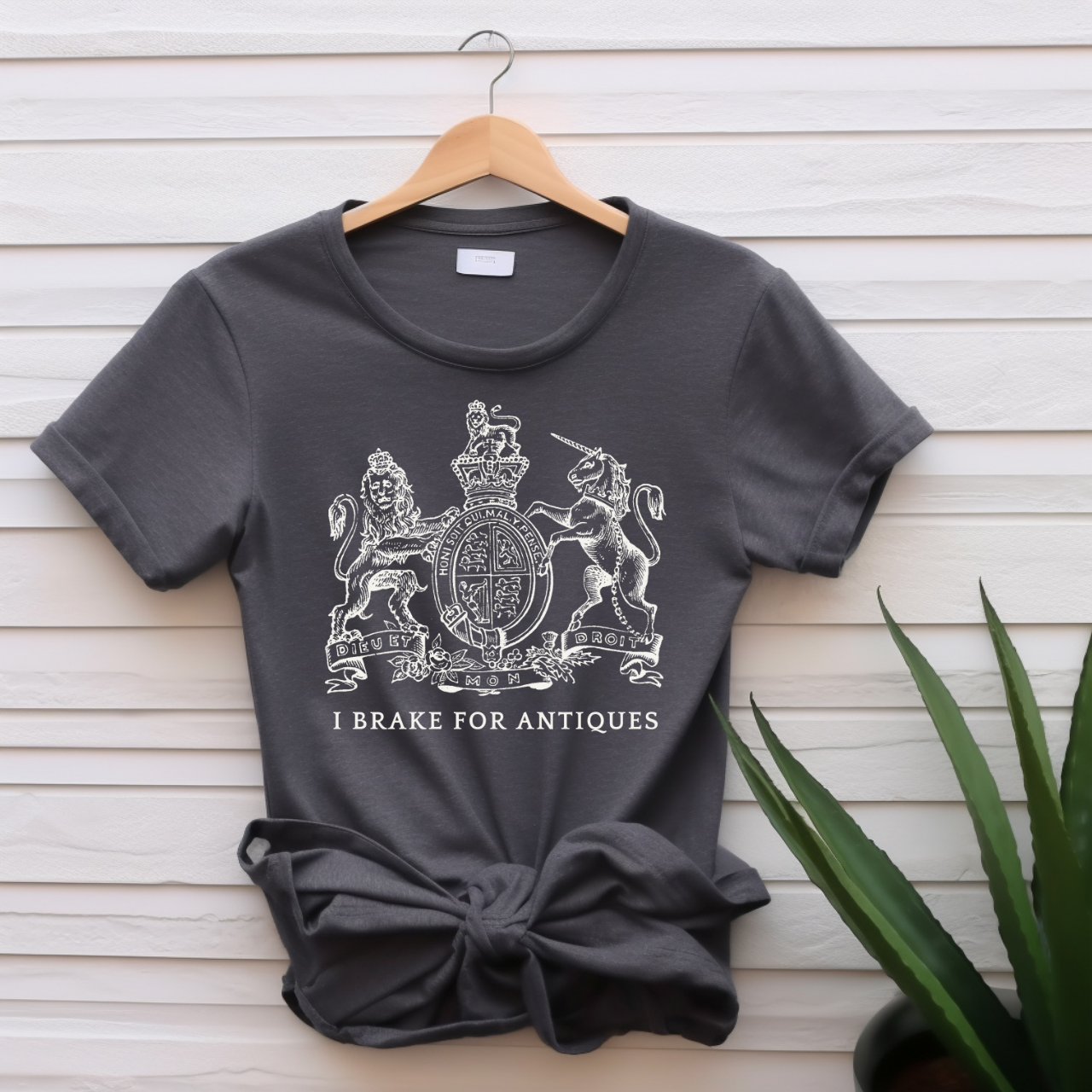 "I brake for antiques" T-shirt