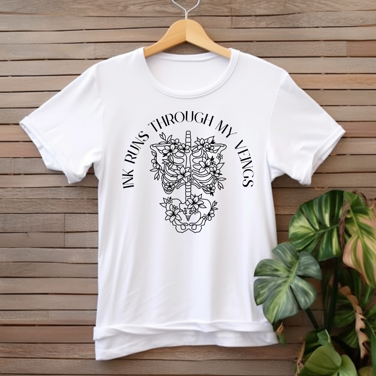 "Ink runs through my veins" T-shirt
