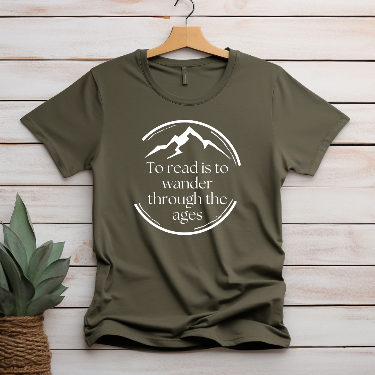 "To read is to wander through the ages" T-shirt