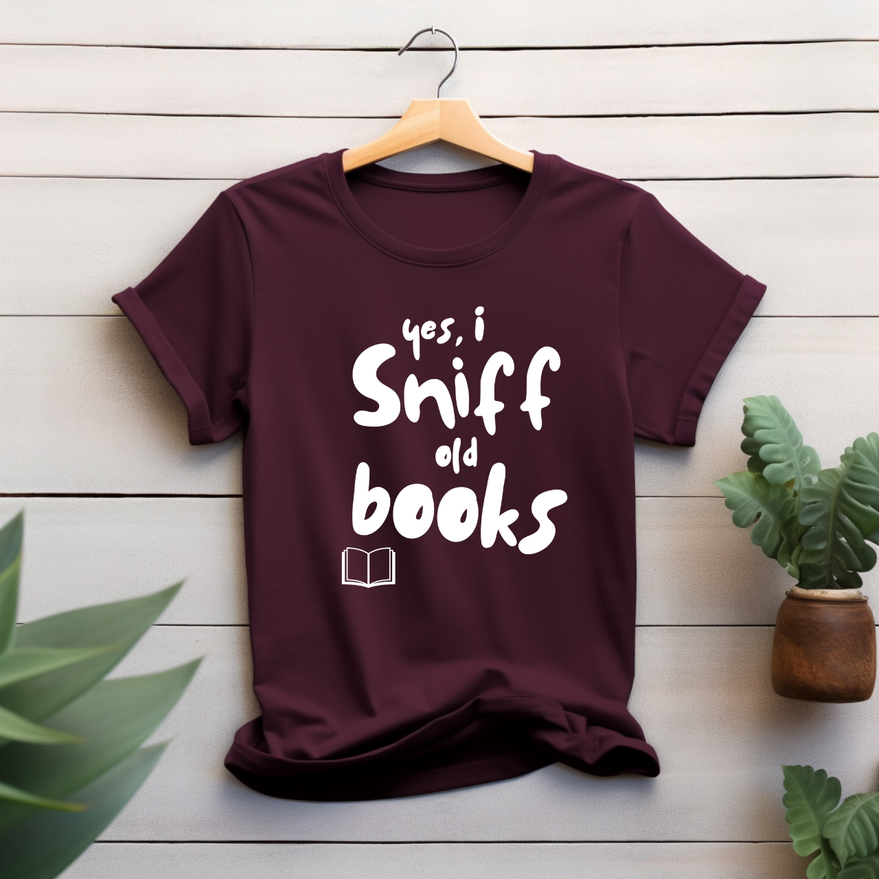 "Yes, I sniff old books" T-shirt